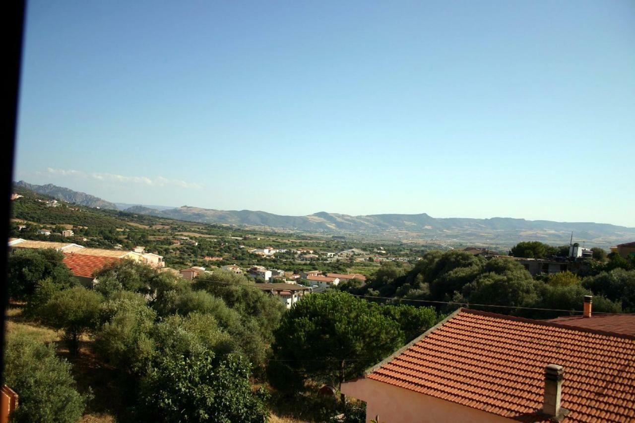 Borgo Lu Canali Da Gavino Apartment บาเดซี ภายนอก รูปภาพ