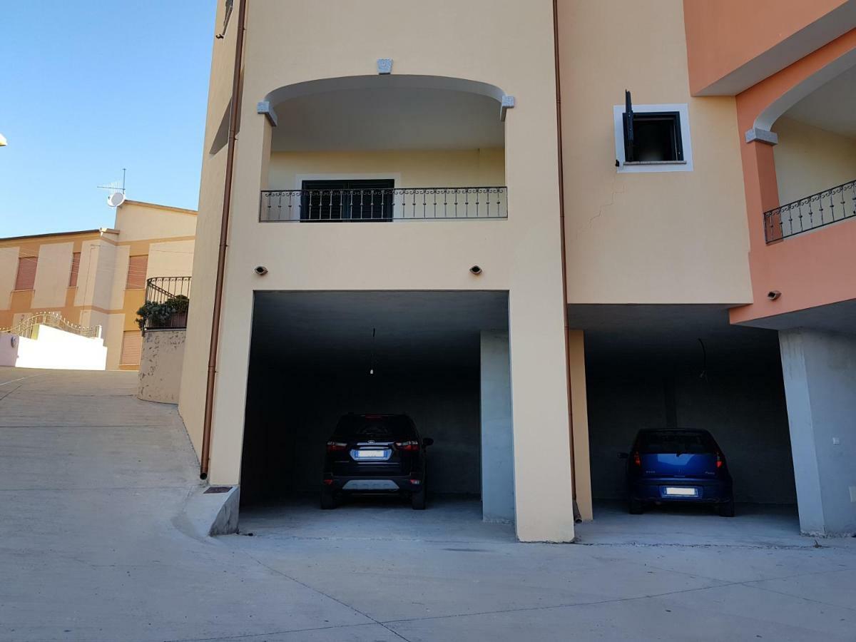 Borgo Lu Canali Da Gavino Apartment บาเดซี ภายนอก รูปภาพ