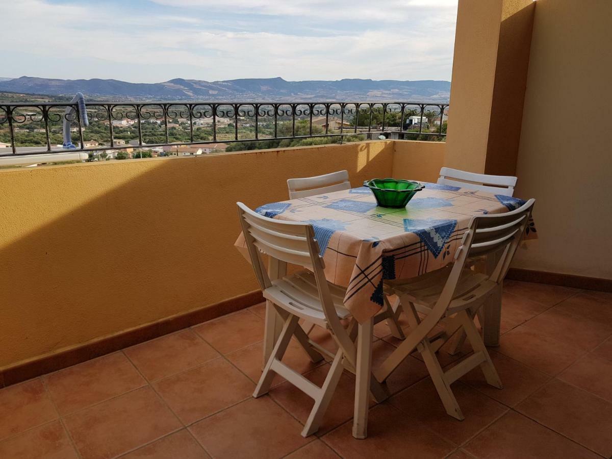 Borgo Lu Canali Da Gavino Apartment บาเดซี ภายนอก รูปภาพ