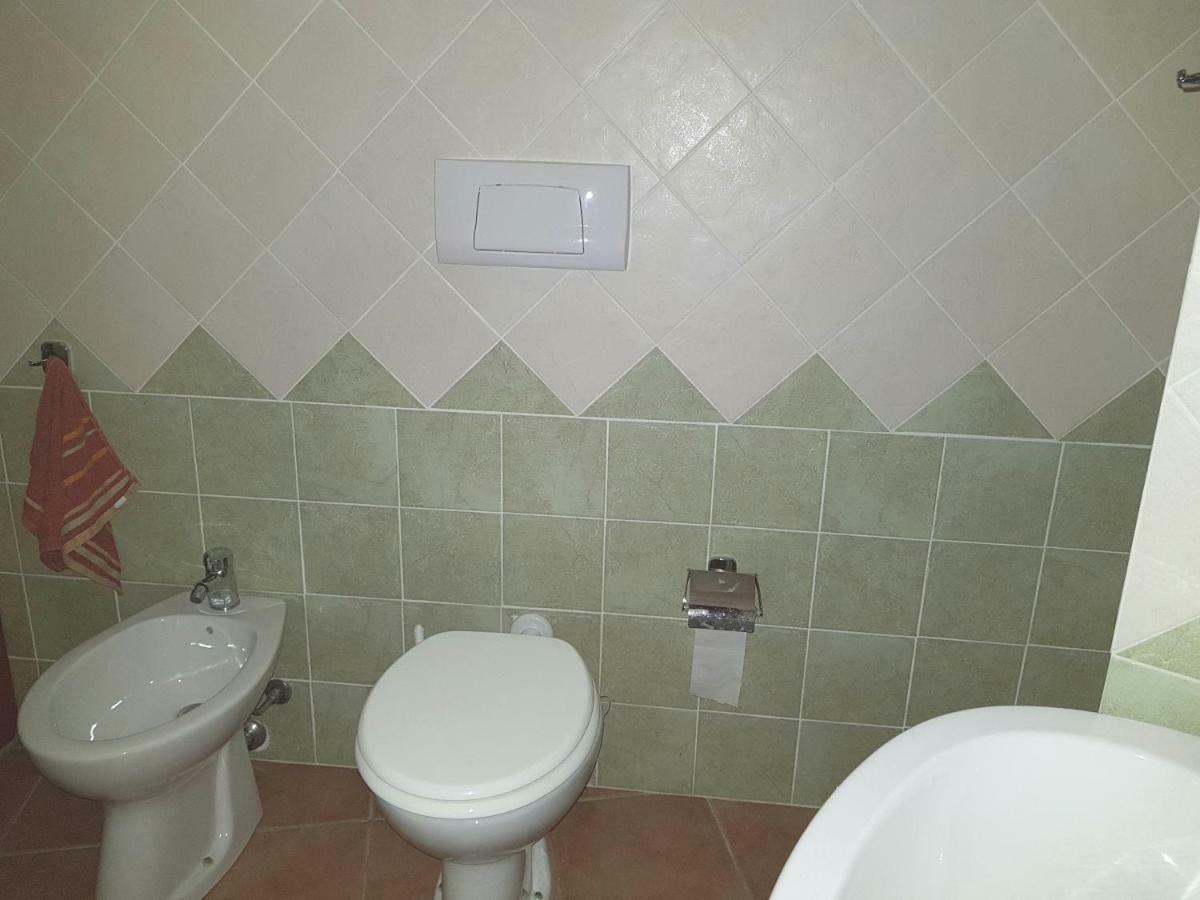 Borgo Lu Canali Da Gavino Apartment บาเดซี ภายนอก รูปภาพ