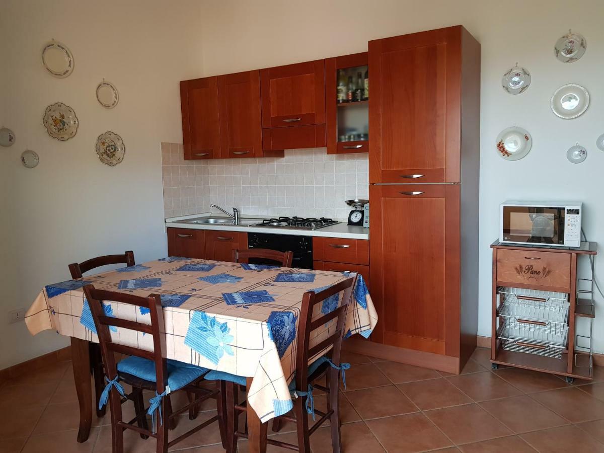 Borgo Lu Canali Da Gavino Apartment บาเดซี ภายนอก รูปภาพ