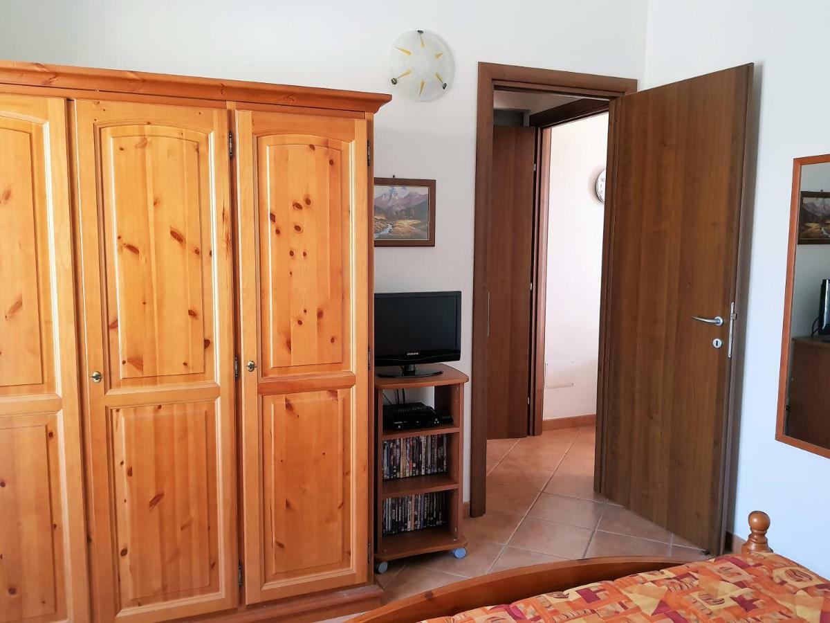 Borgo Lu Canali Da Gavino Apartment บาเดซี ภายนอก รูปภาพ