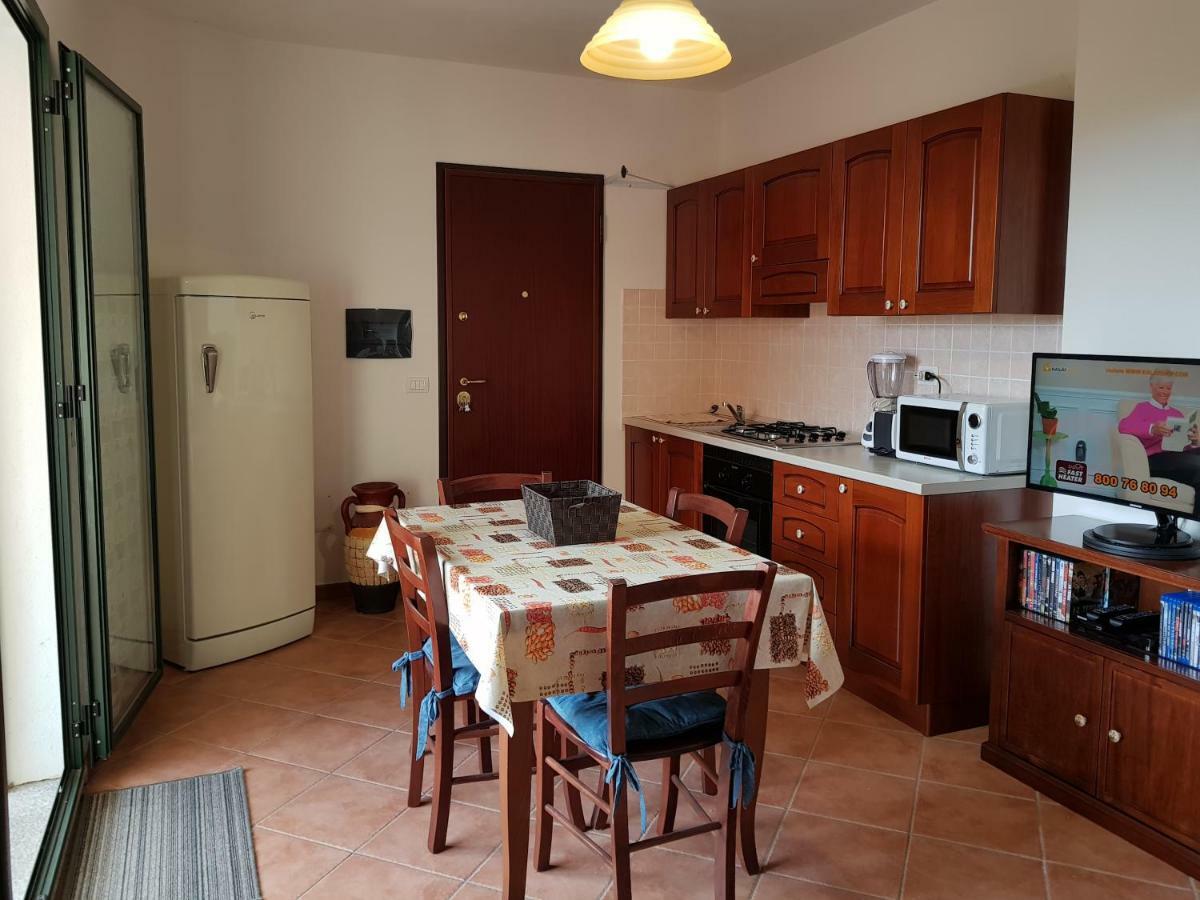 Borgo Lu Canali Da Gavino Apartment บาเดซี ภายนอก รูปภาพ