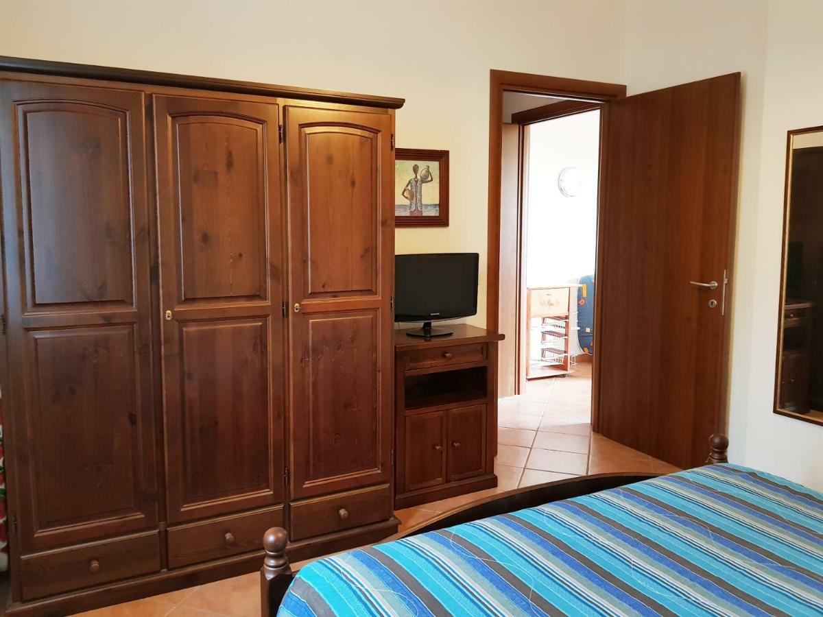 Borgo Lu Canali Da Gavino Apartment บาเดซี ภายนอก รูปภาพ
