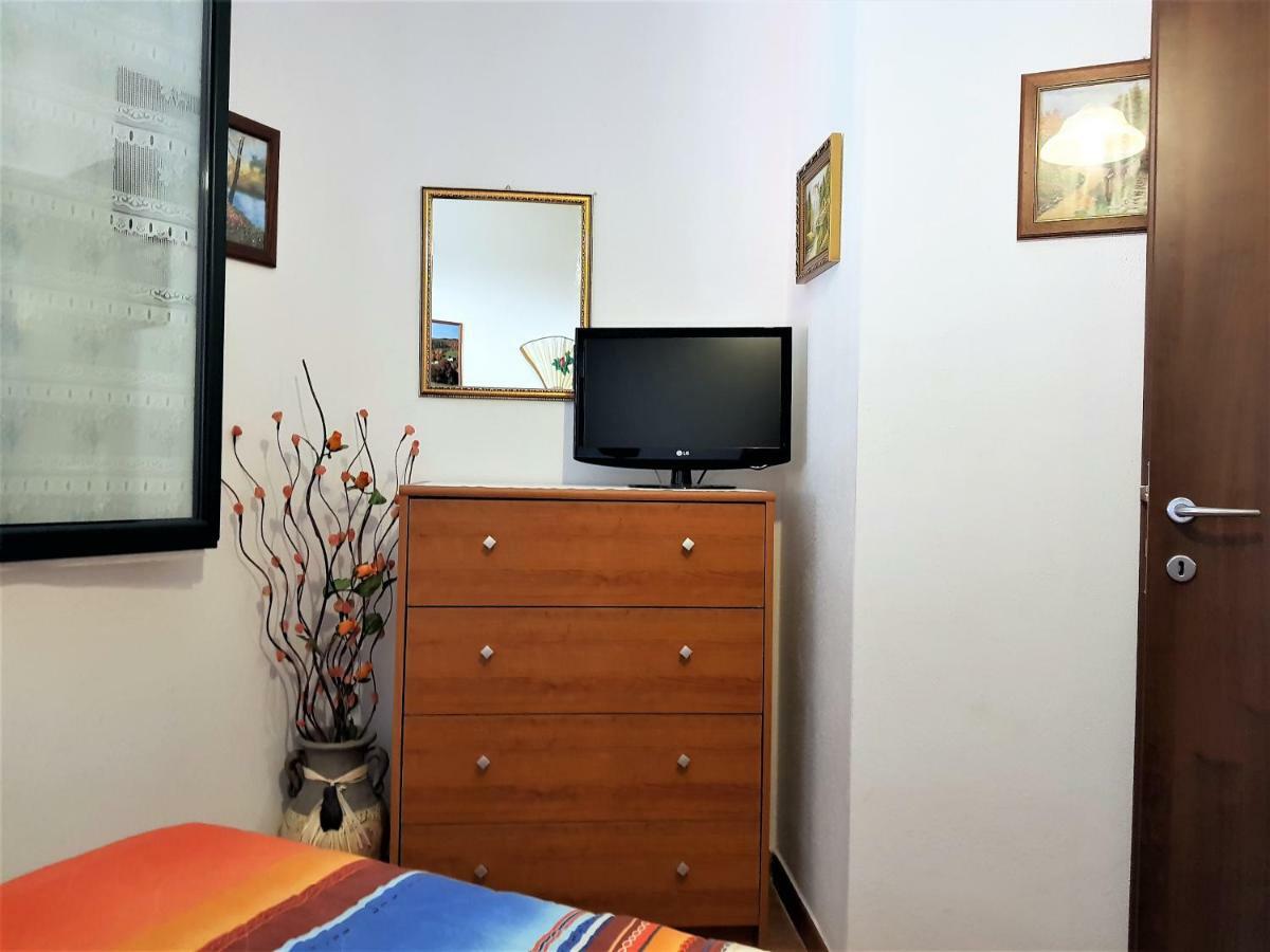 Borgo Lu Canali Da Gavino Apartment บาเดซี ภายนอก รูปภาพ