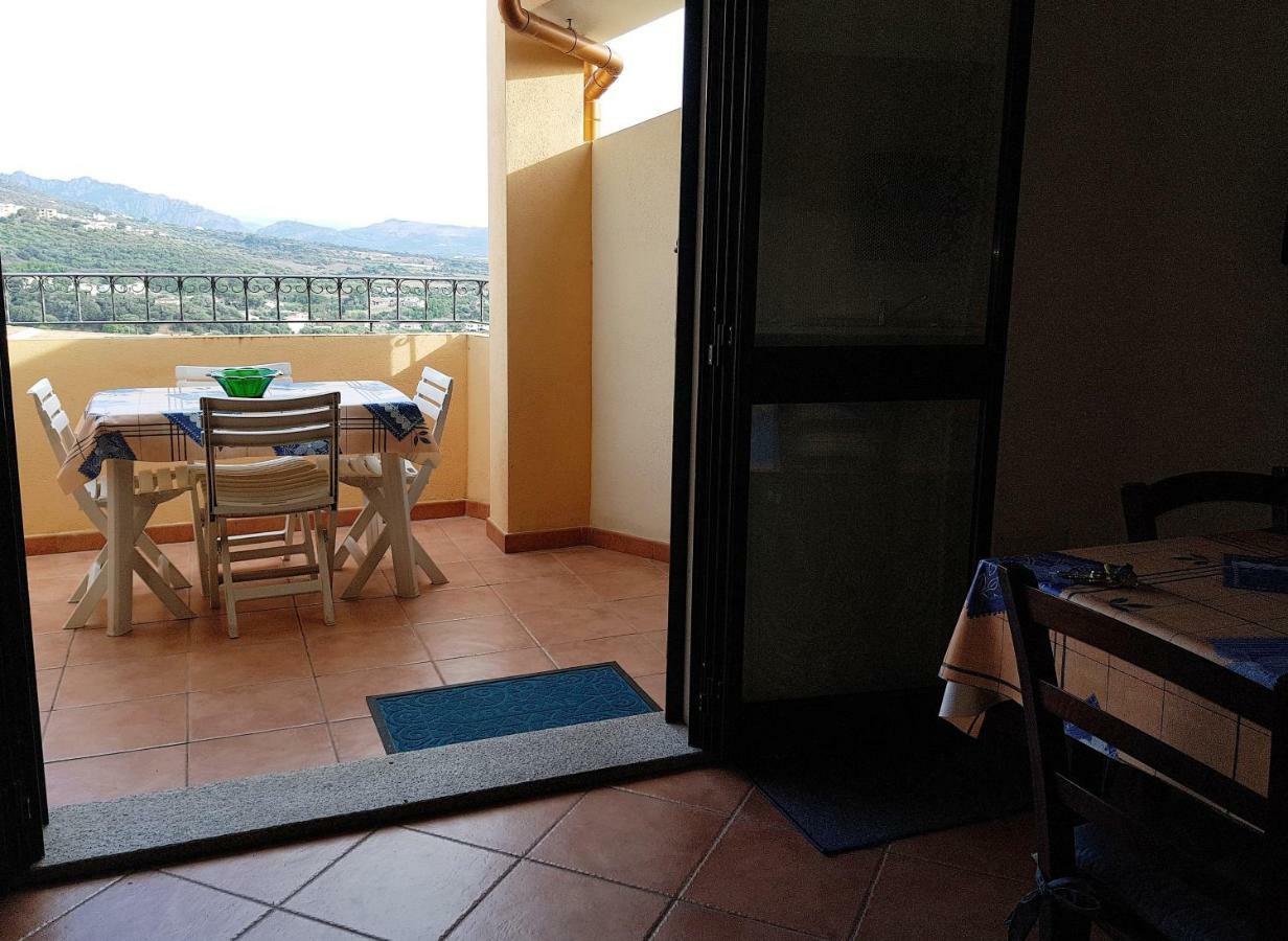 Borgo Lu Canali Da Gavino Apartment บาเดซี ภายนอก รูปภาพ